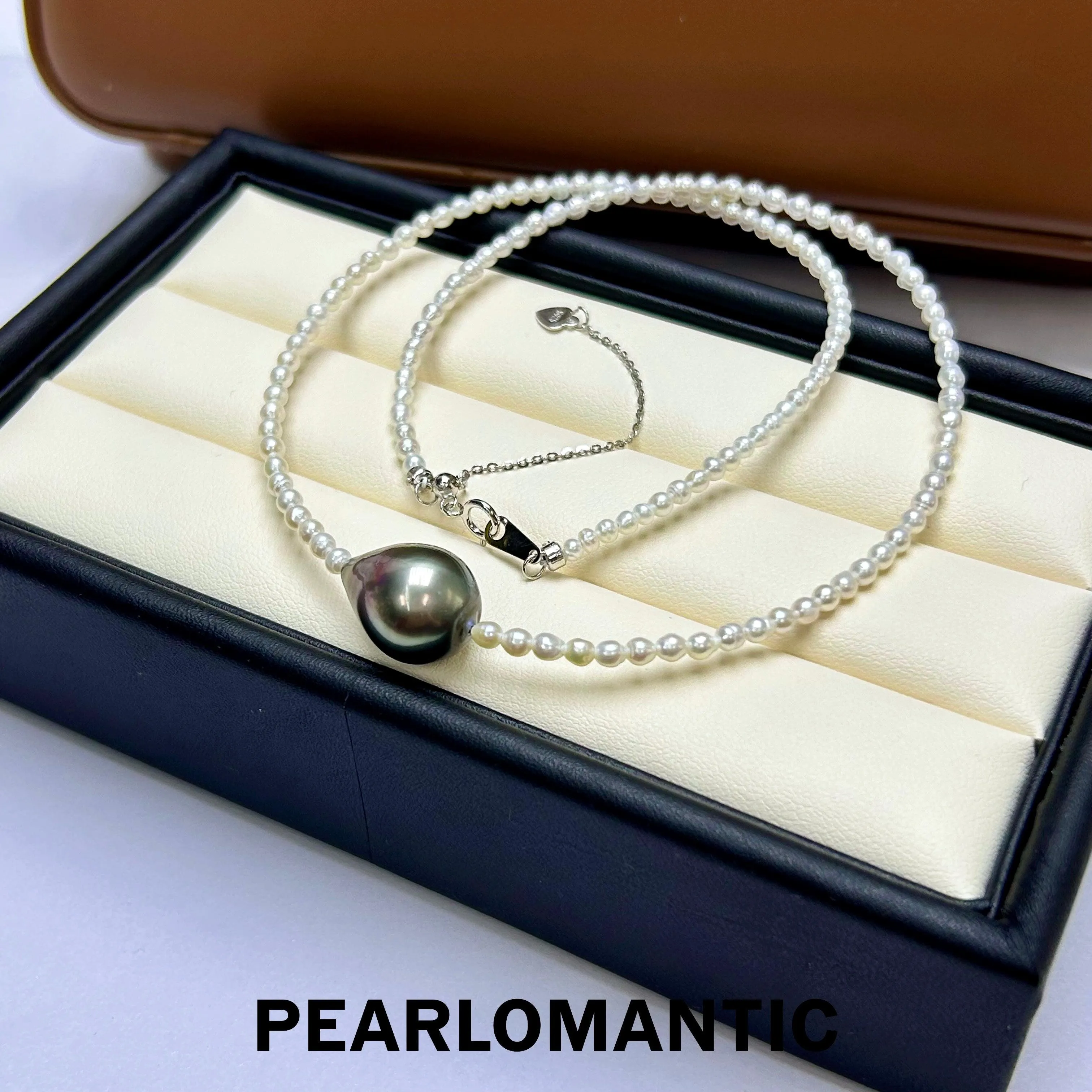 [Designer's Choice] Tahitian Baroque Pearl 10*14mm w/ Freshwater Pearl 2-3mm Baroque Necklace