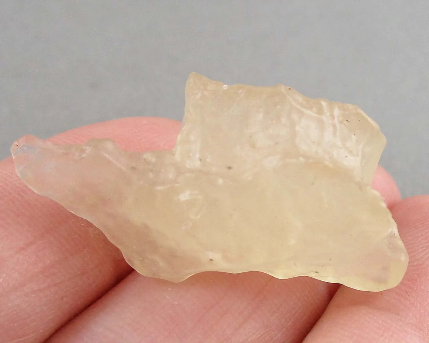 Libyan Tektite (Desert Glass) 1pc B018-6