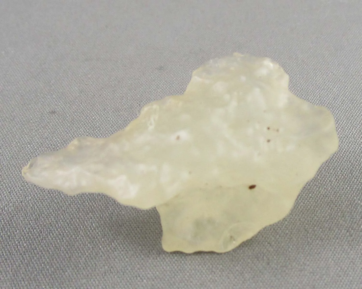 Libyan Tektite (Desert Glass) 1pc B018-6